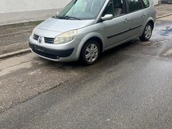 Silber Gebraucht 2006 Renault Scénic II Van / Kleinbus | 2.300 €