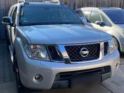 Silber Gebraucht 2012 Nissan Navara Abholung | 9.950 € (Guter Preis)