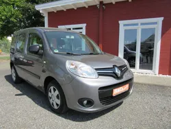 Grau Gebraucht 2016 Renault Kangoo Experience Van / Kleinbus | 8.590 € (Fairer Preis)