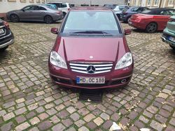 Rot Gebraucht 2010 Mercedes A200 Sport Edition Kleinwagen | 2.650 € (Fairer Preis)