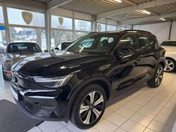 Black solid (stone) / solid Gebraucht 2023 Volvo XC40 Core SUV | 26.990 € (Superpreis)