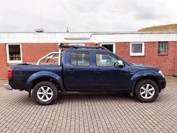 Blau Gebraucht 2009 Nissan Navara Abholung | 11.999 € (Etwas zu teuer)