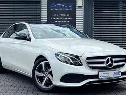Weiß Gebraucht 2018 Mercedes E220 Night Limousine | 31.900 € (Fairer Preis)