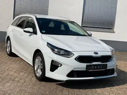 Weiß Gebraucht 2020 Kia Ceed Sportswagon Spirit Kombi | 18.900 € (Guter Preis)