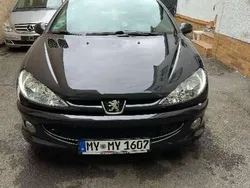 Gebraucht 2005 Peugeot 206 CC Tendance Cabrio | 2.000 € (Teuer)