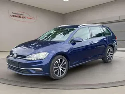 Blau Gebraucht 2017 VW Golf VII Sound Kombi | 13.800 € (Etwas zu teuer)