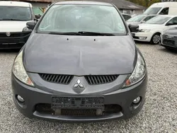 Grau Gebraucht 2009 Mitsubishi Grandis Invite Van / Kleinbus | 1.299 € (Superpreis)