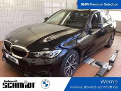 Schwarz uni Gebraucht 2022 BMW 330e Advantage Limousine | 32.790 €