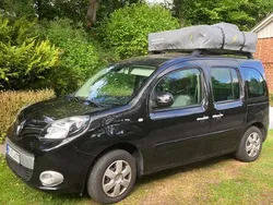 Schwarz Gebraucht 2017 Renault Kangoo Intens Van / Kleinbus | 10.500 € (Fairer Preis)