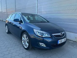 Blau Gebraucht 2012 Opel Astra Innovation Kombi | 5.499 € (Fairer Preis)