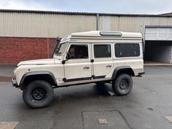 Weiß Gebraucht 1994 Land Rover Defender SUV | 18.500 €