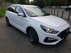 Weiß Gebraucht 2022 Hyundai i30 Kombi | 15.900 € (Superpreis)