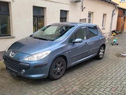 Grau Gebraucht 2005 Peugeot 307 Kleinwagen | 2.500 €