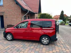 Kirschrot Gebraucht 2021 VW Caddy Trendline Van / Kleinbus | 20.990 € (Fairer Preis)