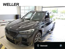 Black sapphire (schwarz) Gebraucht 2022 BMW X1 M Sport SUV | 29.900 € (Fairer Preis)