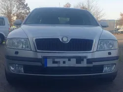 Diamantsilber metallic Gebraucht 2006 Skoda Octavia Elegance Kombi | 1.590 € (Guter Preis)
