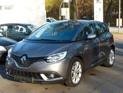 Grau Gebraucht 2016 Renault Scénic III Experience Van / Kleinbus | 10.499 € (Fairer Preis)