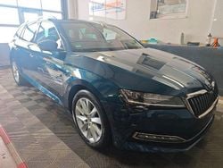 Blau Gebraucht 2020 Skoda Superb Style Kombi | 22.790 € (Guter Preis)