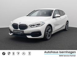 Weiß Gebraucht 2022 BMW 118 Sport Line Kleinwagen | 19.999 € (Fairer Preis)