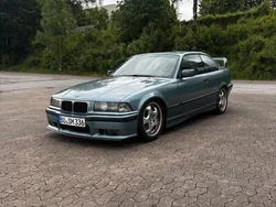 Grün Gebraucht 1995 BMW 318 Coupé | 7.000 €