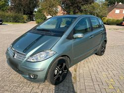 Grün Gebraucht 2005 Mercedes A160 Kleinwagen | 2.100 € (Teuer)