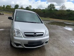 Silber Gebraucht 2009 Opel Meriva Van / Kleinbus | 1.950 € (Fairer Preis)