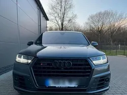 Grau Gebraucht 2018 Audi SQ7 SUV | 40.950 € (Guter Preis)