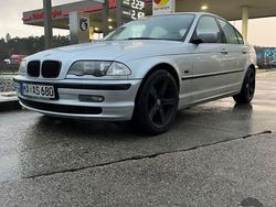 Silber Gebraucht 2000 BMW 323 Limousine | 3.000 € (Guter Preis)