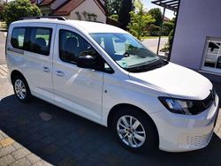 Weiß Gebraucht 2021 VW Caddy Life Van / Kleinbus | 29.500 € (Fairer Preis)