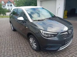 Grau Gebraucht 2018 Opel Crossland X Edition SUV | 14.600 € (Fairer Preis)