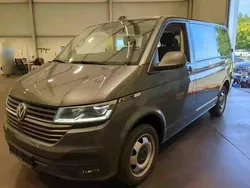 Grau Gebraucht 2023 VW T6.1 Van | 44.790 € (Superpreis)