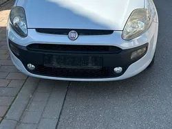 Grau Gebraucht 2010 Fiat Punto Evo Kleinwagen | 2.300 € (Fairer Preis)