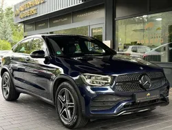 Blau Gebraucht 2020 Mercedes GLC200 AMG line SUV | 38.900 € (Etwas zu teuer)