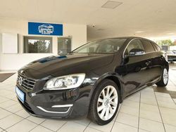 Schwarz Gebraucht 2015 Volvo V60 Summum Kombi | 10.980 € (Guter Preis)
