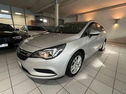 Silber Gebraucht 2016 Opel Astra Kombi | 6.850 € (Guter Preis)