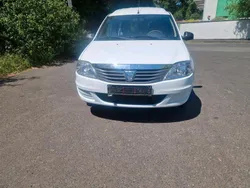 Weiß Gebraucht 2012 Dacia Logan Limousine | 4.600 € (Etwas zu teuer)