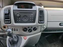Silber Gebraucht 2003 Opel Vivaro Van | 6.600 € (Teuer)