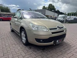Gelb Gebraucht 2007 Citroën C4 Comfort Limousine | 2.900 € (Etwas zu teuer)