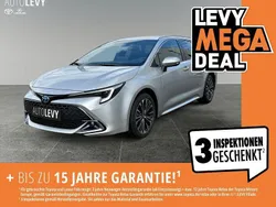 Silber Neu 2025 Toyota Corolla Kombi | 31.890 €