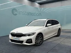 Weiß Gebraucht 2020 BMW 330e M Sport Kombi | 28.949 € (Fairer Preis)