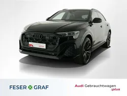 Mythosschwarz metallic Gebraucht 2024 Audi Q8 Ambiente SUV | 89.990 € (Teuer)