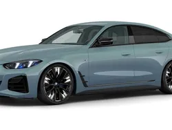 Grün Gebraucht 2024 BMW i4 Comfort Edition Limousine | 60.934 € (Etwas zu teuer)