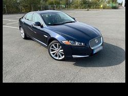 Blau Gebraucht 2015 Jaguar XF Supercharged Limousine | 9.600 €