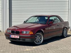 Rot Gebraucht 1994 BMW 320 Cabriolet Cabrio | 6.500 €