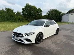 Weiß Gebraucht 2020 Mercedes A250 AMG line Limousine | 29.900 € (Fairer Preis)