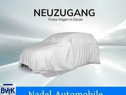 Weiß Gebraucht 2015 Opel Zafira Tourer Edition Van / Kleinbus | 5.490 € (Fairer Preis)