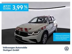 Pure white Gebraucht 2023 VW Tiguan Life SUV | 35.930 € (Fairer Preis)