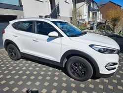 Weiß Gebraucht 2017 Hyundai Tucson SUV | 14.900 € (Fairer Preis)