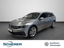 Pyritsilber metallic Gebraucht 2023 VW Passat GTE Kombi | 32.300 € (Guter Preis)