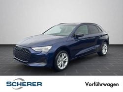 Blau Gebraucht 2025 Audi A3 Advanced Limousine | 36.480 € (Guter Preis)